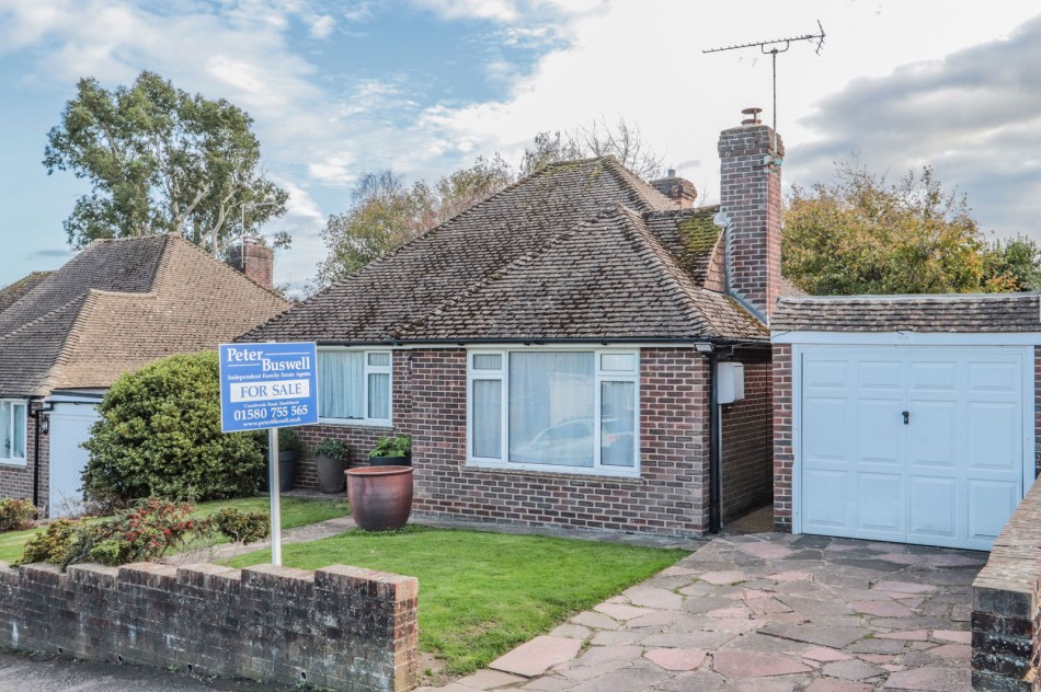 Images for Available With No Onward Chain in Burwash EAID:366206731 BID:bid