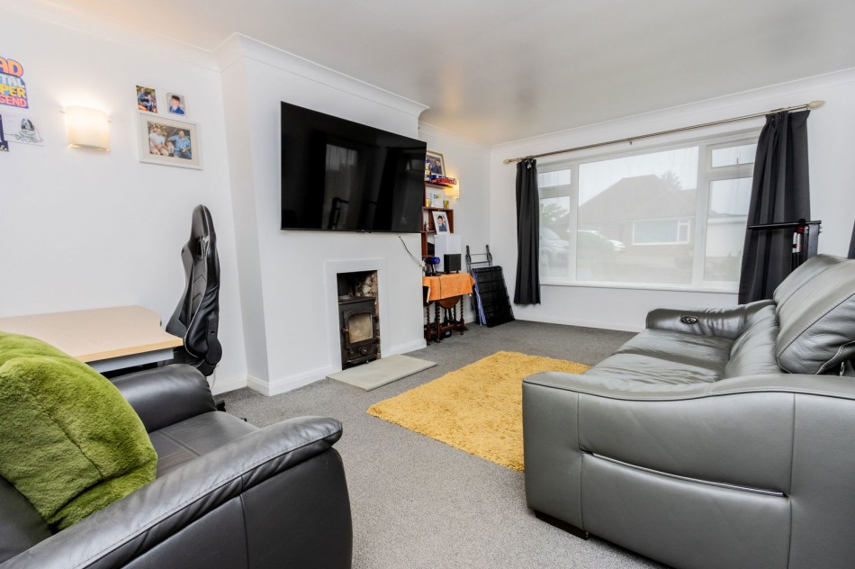 Images for Available With No Onward Chain in Burwash EAID:366206731 BID:bid