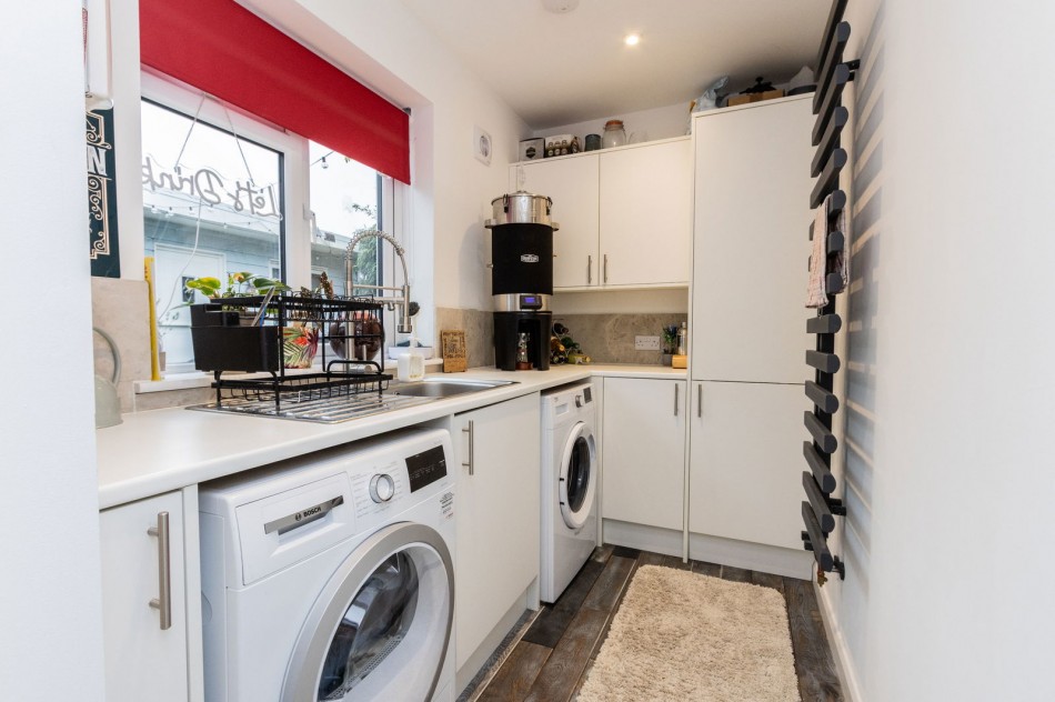 Images for With a Fully Equipped Home Office in Flimwell EAID:366206731 BID:bid