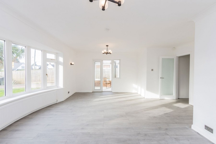 Images for A Recently Renovated Bungalow In Broad Oak EAID:366206731 BID:bid