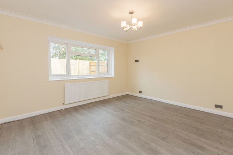 Images for A Recently Renovated Bungalow In Broad Oak EAID:366206731 BID:bid