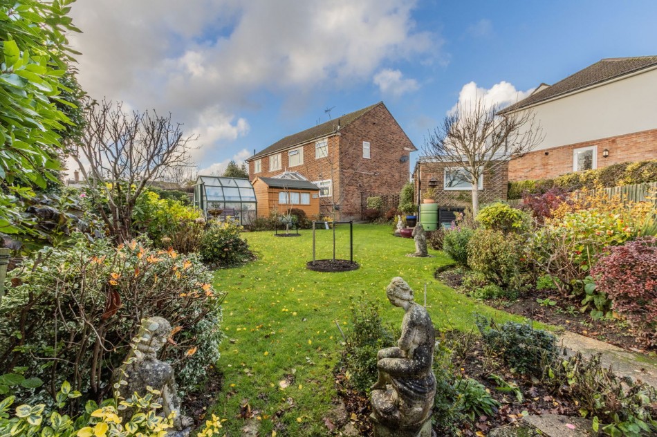 Images for Quietly Positioned in Walking Distance to Cranbrook Town EAID:366206731 BID:bid