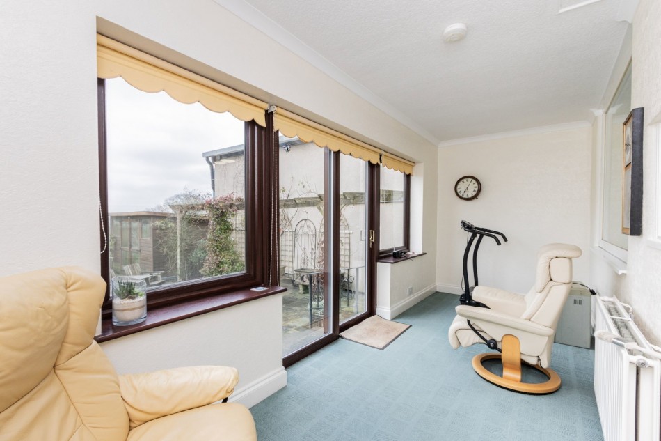 Images for Hurst Green EAID:366206731 BID:bid