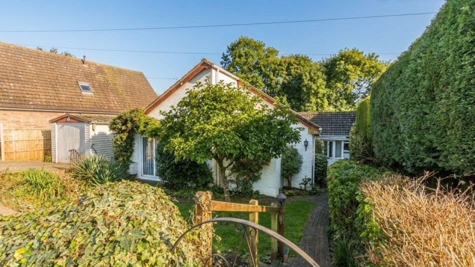 Images for Copthall Avenue, Hawkhurst EAID:366206731 BID:bid