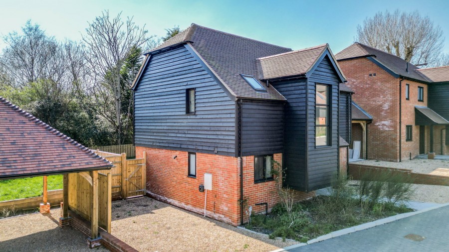 Images for Standen Street, Iden Green EAID:366206731 BID:bid