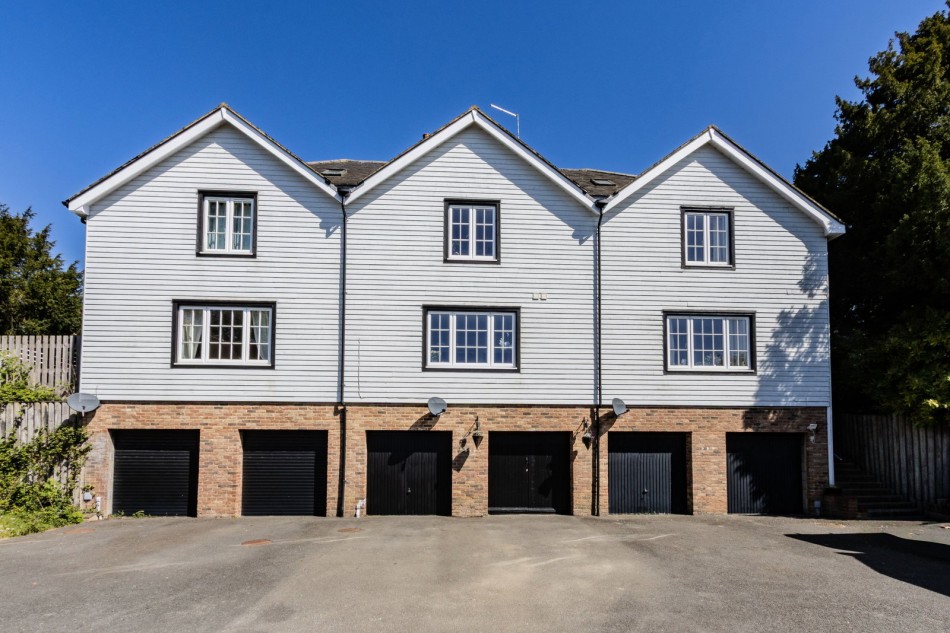 Images for Highgate Mews, Hawkhurst EAID:366206731 BID:bid