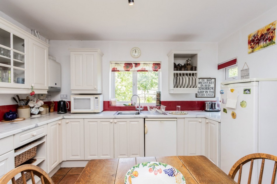 Images for Stream Lane, Hawkhurst EAID:366206731 BID:bid