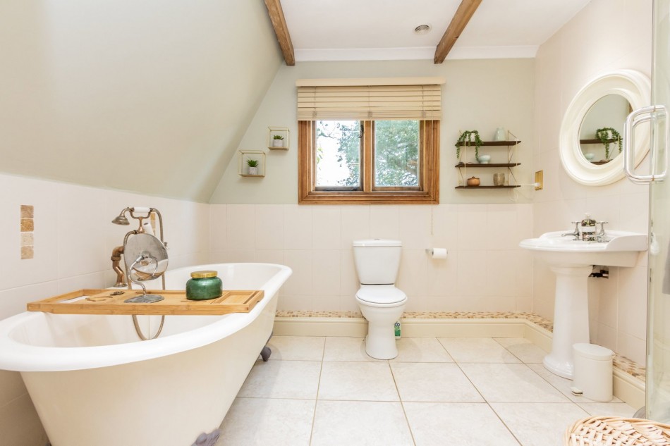 Images for Conghurst Lane, Hawkhurst EAID:366206731 BID:bid