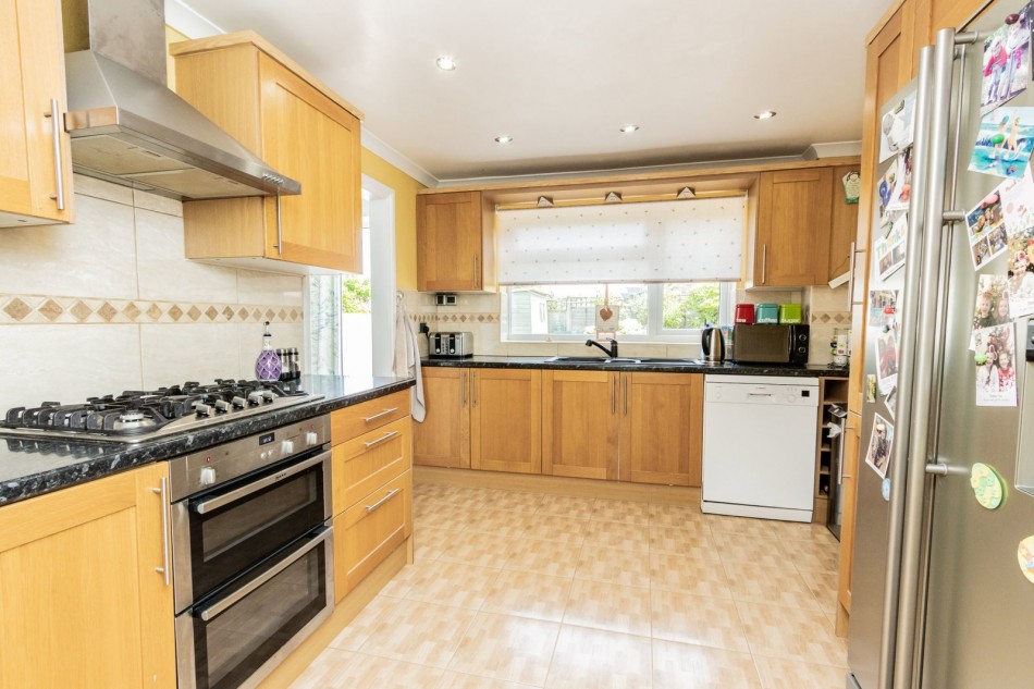 Images for Brickenden Road, Cranbrook EAID:366206731 BID:bid