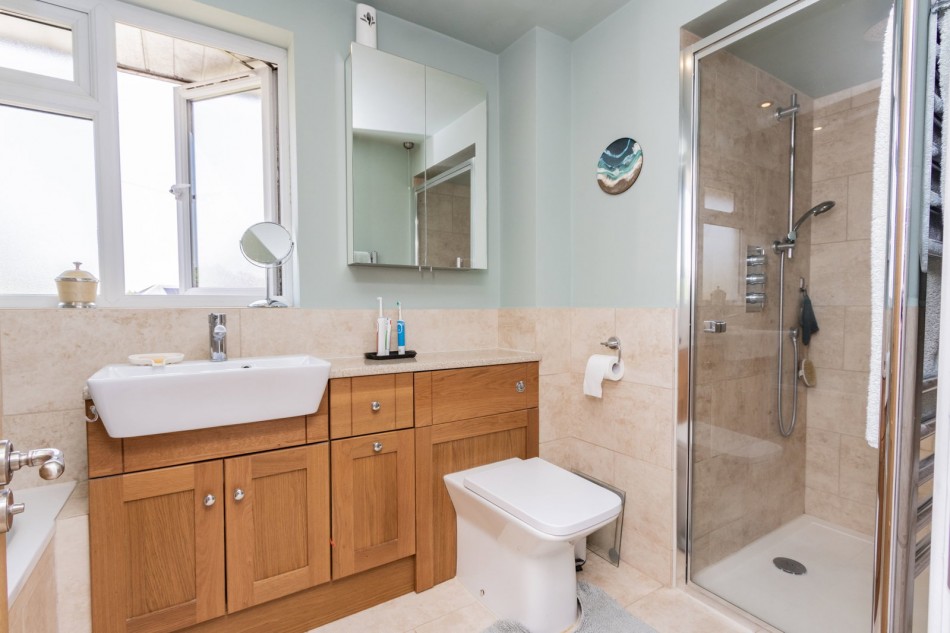 Images for Brickenden Road, Cranbrook EAID:366206731 BID:bid