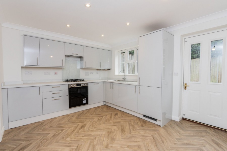 Images for Norris Close, Hawkhurst EAID:366206731 BID:bid