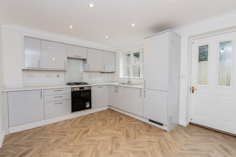 Images for Norris Close, Hawkhurst EAID:366206731 BID:bid