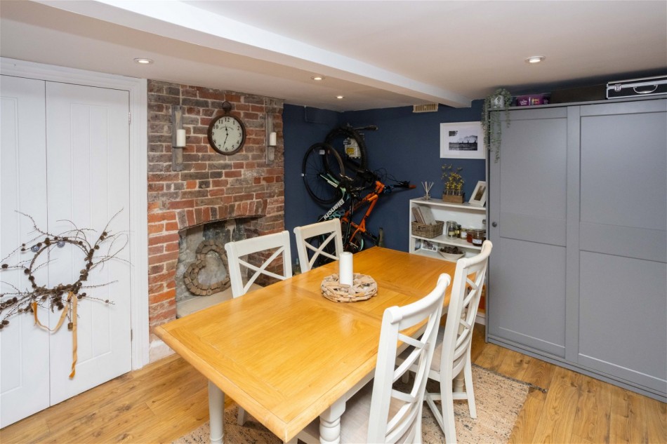 Images for A Characterful Two Bedroom Cottage in Hawkhurst EAID:366206731 BID:bid