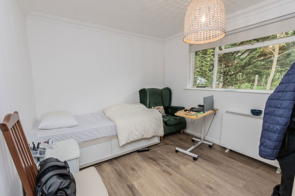 Images for No Onward Chain in Hawkhurst EAID:366206731 BID:bid