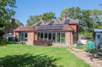 Images for 2953sqft Family Home In Hurst Green