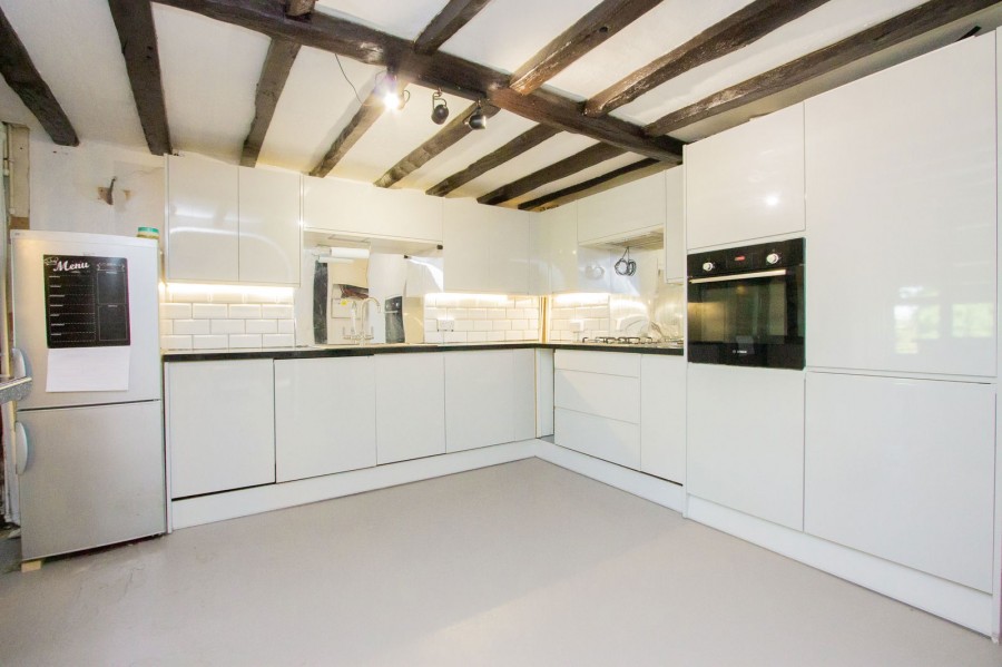 Images for 2953sqft Family Home In Hurst Green EAID:366206731 BID:bid