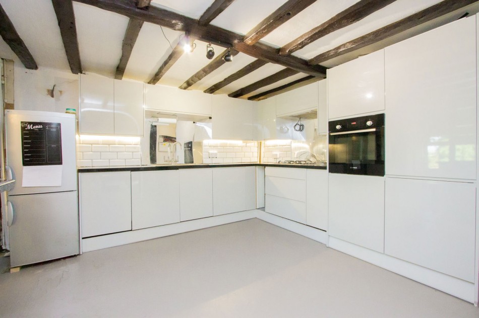 Images for 2953sqft Family Home In Hurst Green EAID:366206731 BID:bid
