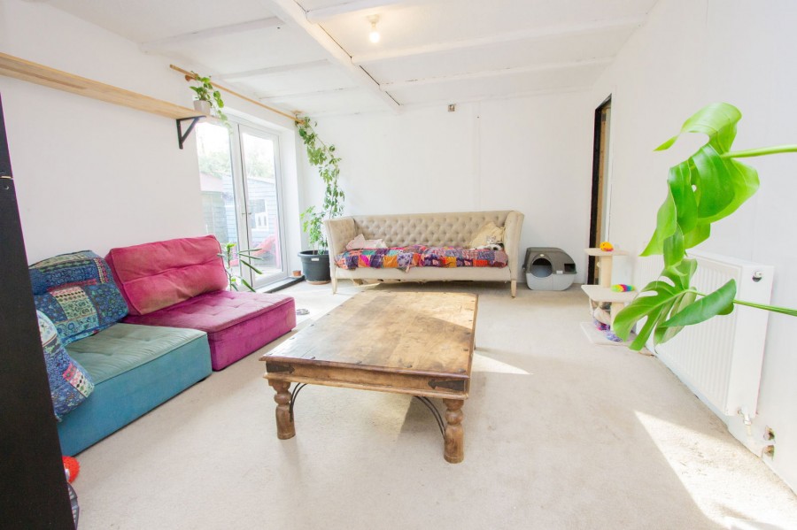 Images for 2953sqft Family Home In Hurst Green EAID:366206731 BID:bid