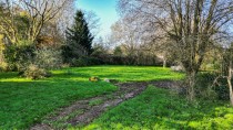 Images for 2953sqft Family Home In Hurst Green