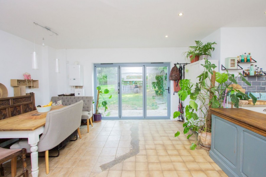 Images for 2953sqft Family Home In Hurst Green EAID:366206731 BID:bid