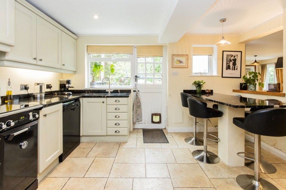 Images for Rural Lane Location In Hawkhurst EAID:366206731 BID:bid