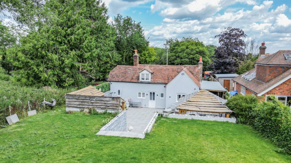 Images for On Approx. 1/3 Of An Acre In Hurst Green EAID:366206731 BID:bid