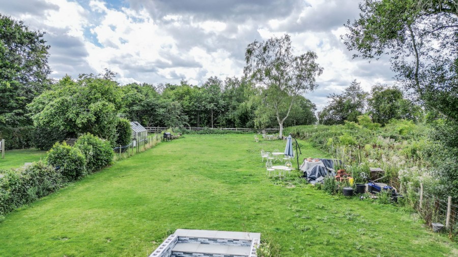 Images for On Approx. 1/3 Of An Acre In Hurst Green EAID:366206731 BID:bid