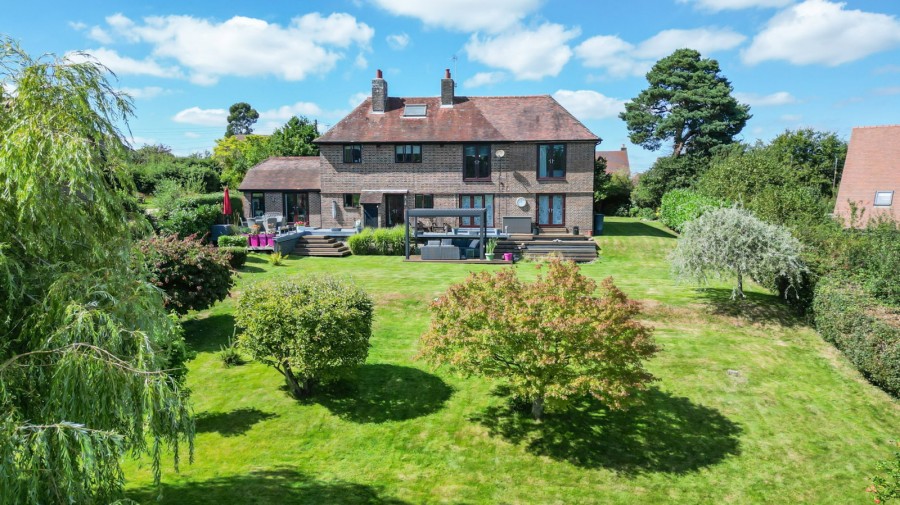 Images for A Spacious Family Home in Burwash EAID:366206731 BID:bid