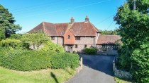 Images for A Spacious Family Home in Burwash