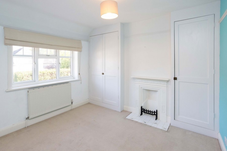 Images for Available with No Onward Chain in Sandhurst EAID:366206731 BID:bid