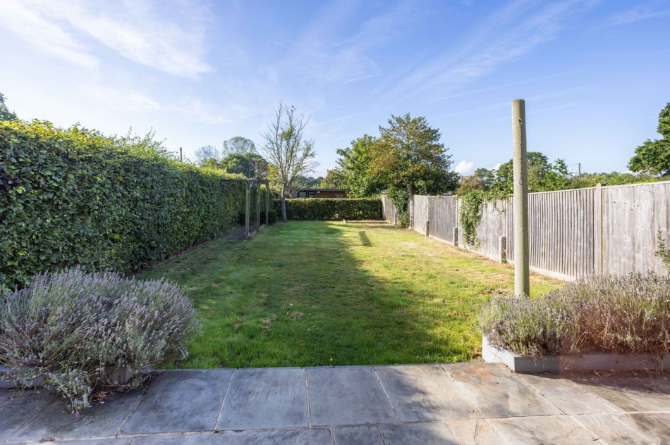 Images for Available with No Onward Chain in Sandhurst EAID:366206731 BID:bid