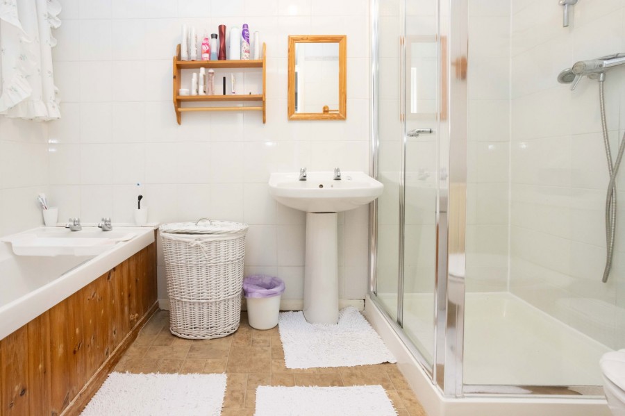 Images for Spacious Family Home In Hawkhurst EAID:366206731 BID:bid