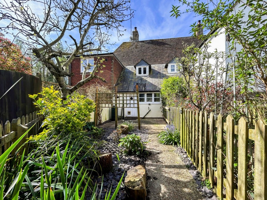 Images for No Onward Chain in Robertsbridge EAID:366206731 BID:bid