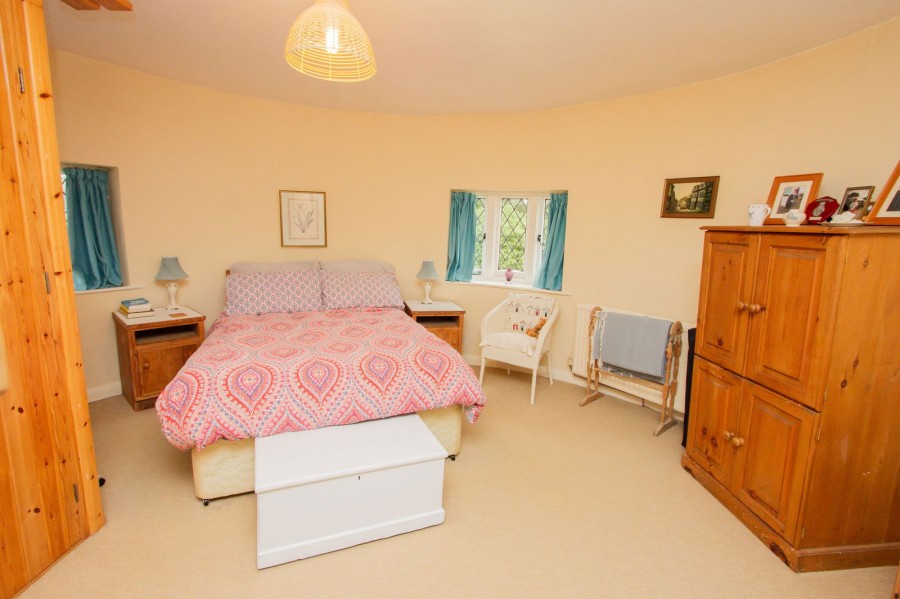 Images for Rural Location On Water Lane In Hawkhurst EAID:366206731 BID:bid