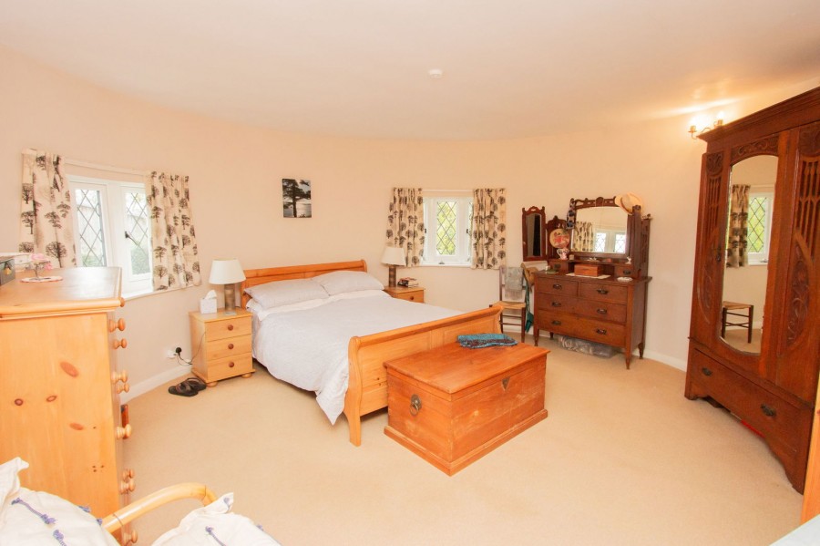 Images for Rural Location On Water Lane In Hawkhurst EAID:366206731 BID:bid