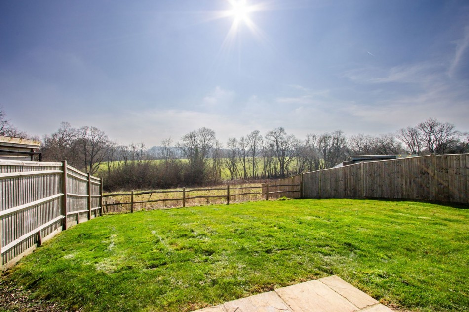 Images for No Onward Chain in Staplecross EAID:366206731 BID:bid