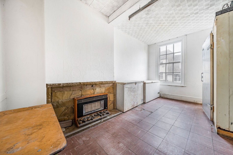 Images for Commercial Opportunity in Central Cranbrook EAID:366206731 BID:bid