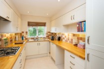 Images for No Through Road in Hurst Green