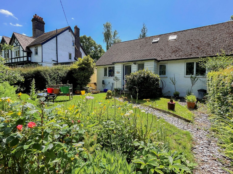 Images for Lane Location in Northiam EAID:366206731 BID:bid