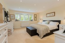 Images for With a 110 x 108 ft Garden in Gills Green, Hawkhurst