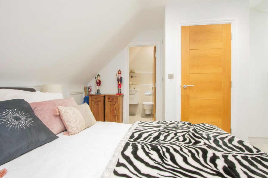 Images for Within Easy Reach to Cranbrook Shops & Schools EAID:366206731 BID:bid