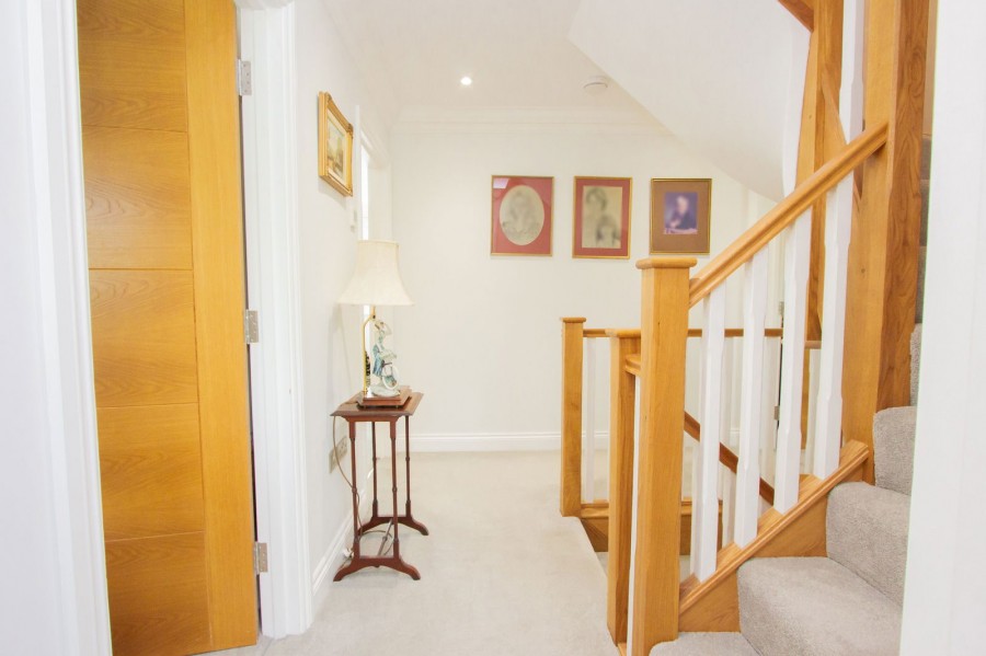 Images for Within Easy Reach to Cranbrook Shops & Schools EAID:366206731 BID:bid