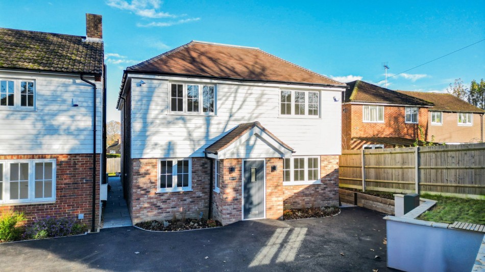 Images for Queens Road, Hawkhurst EAID:366206731 BID:bid