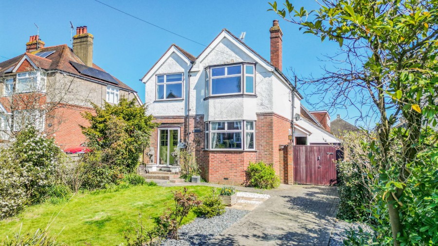 Images for Available With No Onward Chain In Hawkhurst EAID:366206731 BID:bid