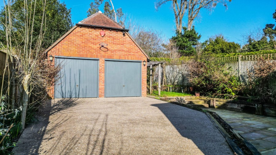 Images for Family Home With No Onward Chain In Hawkhurst EAID:366206731 BID:bid