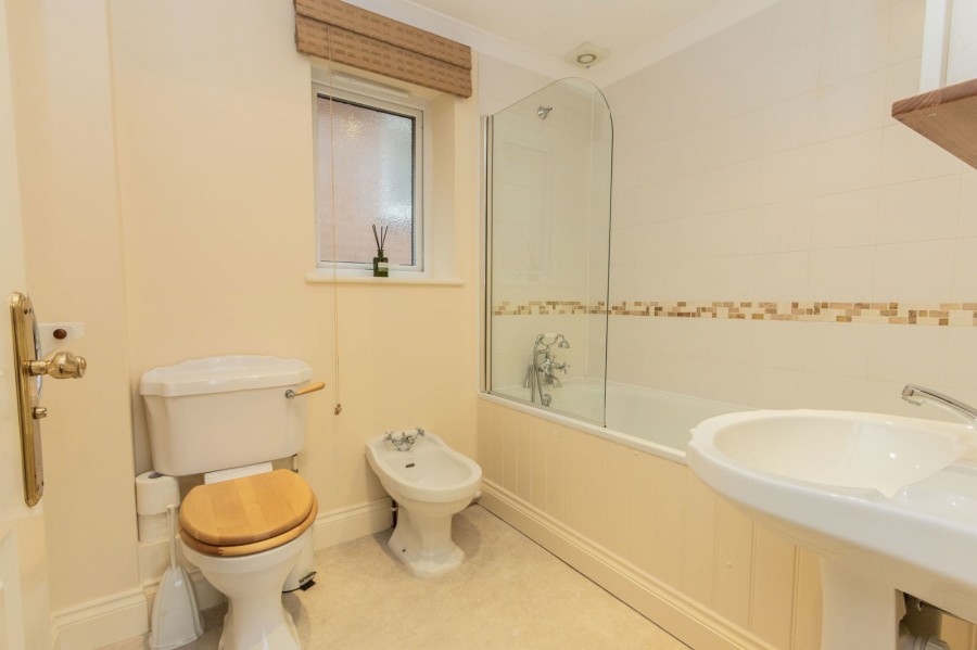 Images for Family Home With No Onward Chain In Hawkhurst EAID:366206731 BID:bid