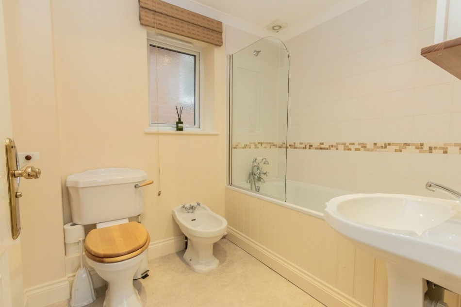 Images for Family Home With No Onward Chain In Hawkhurst EAID:366206731 BID:bid