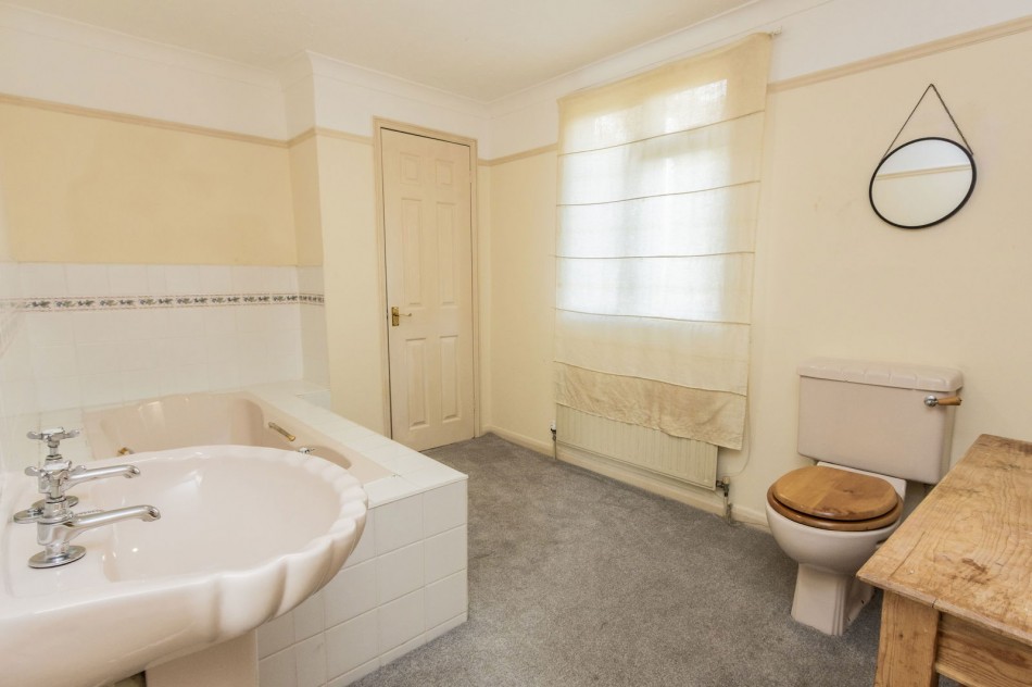 Images for Available With No Onward Chain in Hawkhurst EAID:366206731 BID:bid