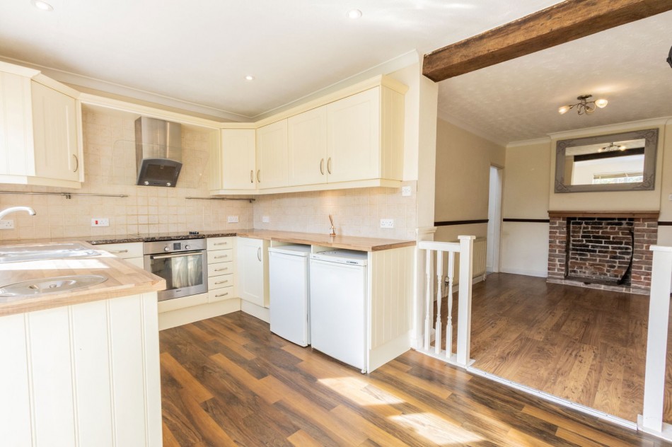 Images for Available With No Onward Chain in Hawkhurst EAID:366206731 BID:bid