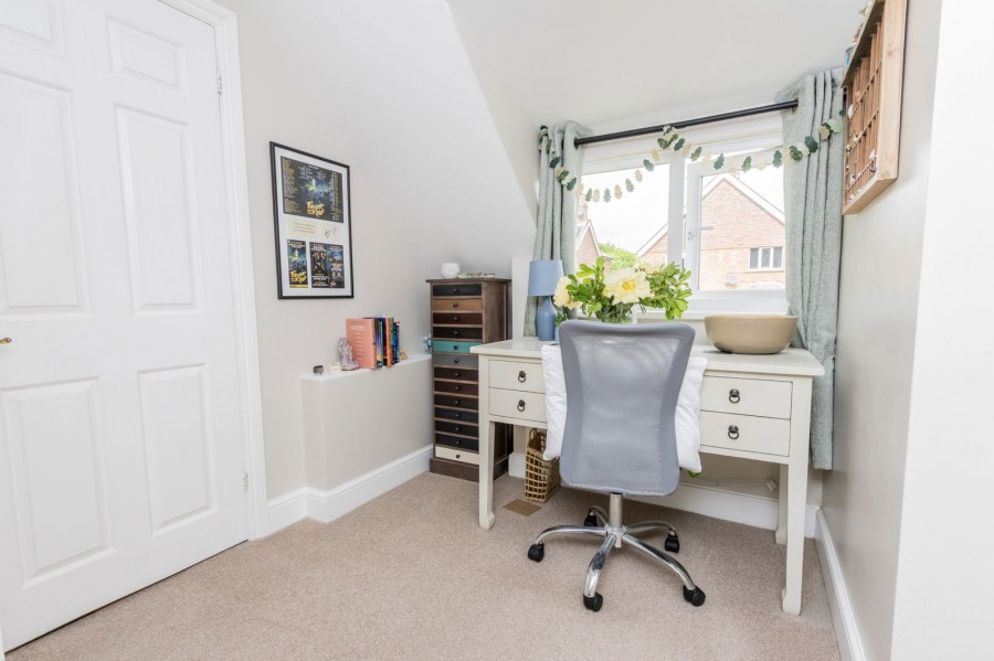 Images for Walking Distance To Cranbrook High Street EAID:366206731 BID:bid